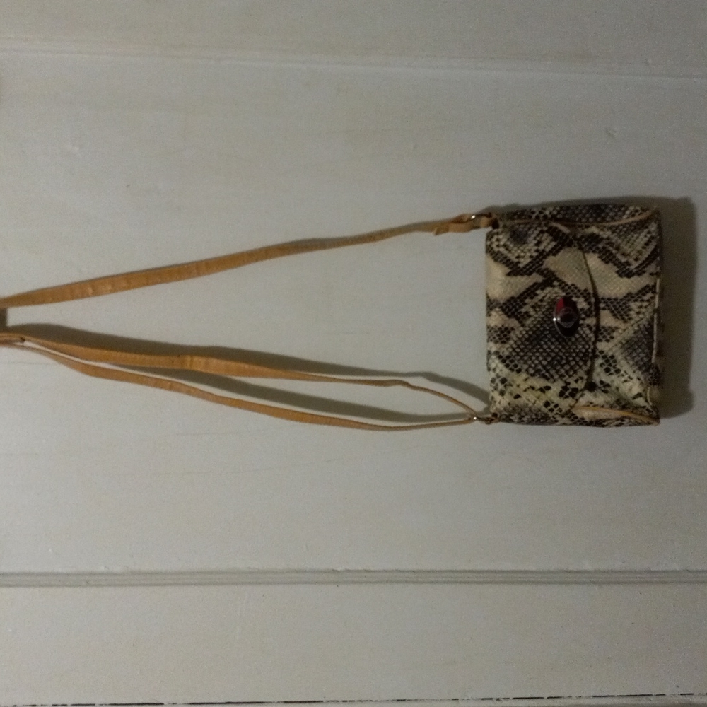 Purse faux snakeskin 6 tall 7 deep 3 wide